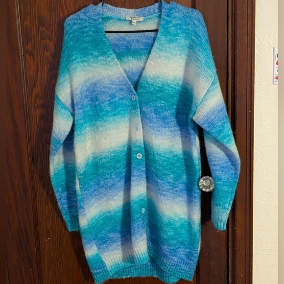 Frankie’s Bikinis Zoe Oversized Knit Blue Ombre Cardigan Sweater Size M/L - Picture 1 of 12